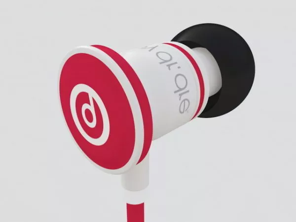 Bluetooth Earbuds 3d model