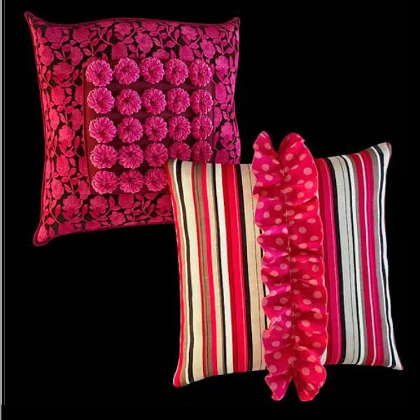 Decorative Silk Pillows 3d model Decorative Silk Pillows 3d model