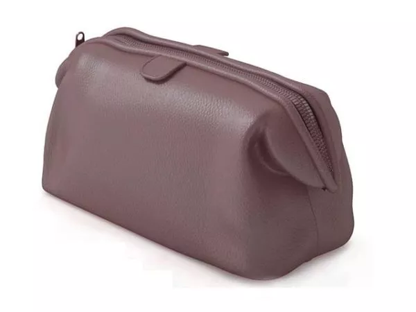 Leather Women Travel Bag 3d model Leather Women Travel Bag 3d model