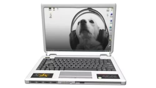 Old White Laptop 3d model Old White Laptop 3d model