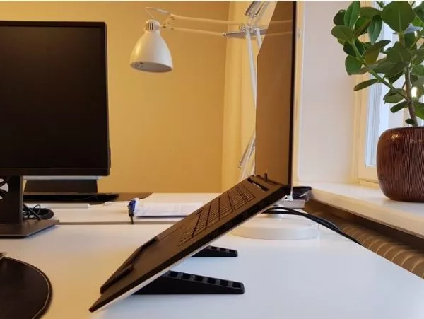 Printable Dell Xps 15 Stand 3d model Printable Dell Xps 15 Stand 3d model