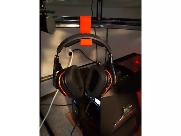 Gaming Headset Desk Hook Printable 3d model Gaming Headset Desk Hook Printable 3d model