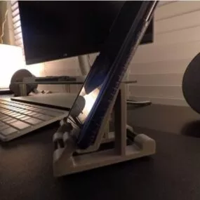 Simple Larger Phone Stand Printable 3d model