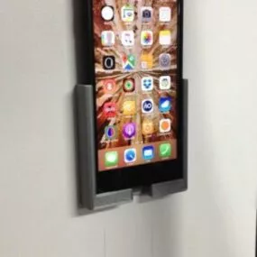 Printable Iphone 7 Plus Wall Mount 3d model