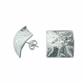 Diamond Earrings 3d model