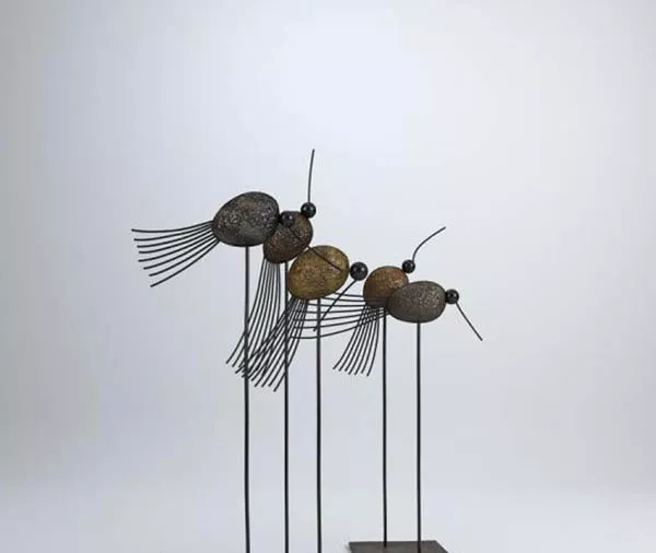 Simple Bird Statue Artwork With Book Stack 3d model