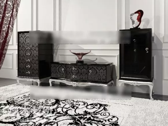 Elegant Antique Console Table 3d model