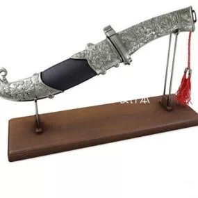 Antique Knife On Base 3d model