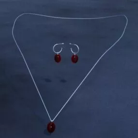 Red Jade Glass Jewelry 3d model